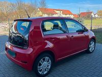 Gebraucht VW up! high up! 60 PS (44 kW) 2018 Rot Kleinwagen