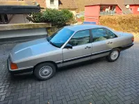 Gebraucht Audi 100 Design 88 PS (64 kW) 1987 Silber Limousine
