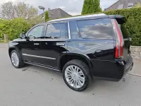 Second-hand Cadillac Escalade 426 CP (313 kW) 2017 Negru SUV