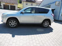 Gebraucht Toyota RAV4 Life 150 PS (110 kW) 2011 Silver metallic SUV