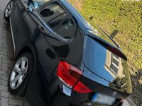 Gebraucht BMW X1 143 PS (105 kW) 2011 Schwarz SUV