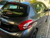 Gebraucht Peugeot 208 80 PS (58 kW) 2014 Grau Kleinwagen
