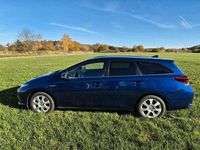 Gebraucht Toyota Auris Hybrid Team 135 PS (99 kW) 2018 Blau Kombi