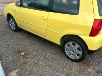 Używany VW Lupo 50 KM (36 kW) 2003 Żółty Hatchback