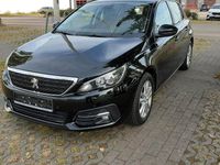 Gebraucht Peugeot 308 131 PS (96 kW) 2018 Schwarz Kleinwagen