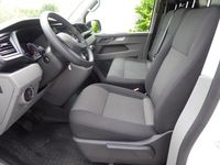 Gebraucht VW Transporter 150 PS (110 kW) 2024 Candy weiß Van