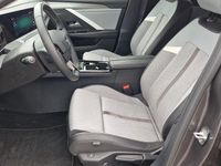 Gebraucht Opel Astra Elegance 131 PS (96 kW) 2024 Grau metallic Kleinwagen