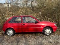 Gebraucht Ford Fiesta 60 PS (44 kW) 1994 Rot Kleinwagen