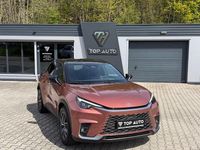 Neu Lexus LBX 136 PS (100 kW) 2026 Gold SUV