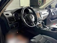 Gebraucht VW Touareg 262 PS (192 kW) 2016 Schwarz SUV