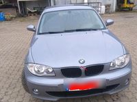 Gebraucht BMW 118 122 PS (89 kW) 2005 Grau Kleinwagen