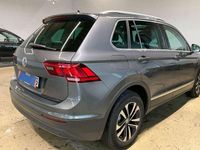 Gebraucht VW Tiguan 150 PS (110 kW) 2020 Grau SUV