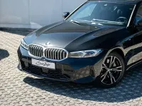 Gebraucht BMW 330 M Sport 286 PS (210 kW) 2025 Saphirschwarzmetallic Limousine