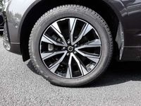 Gebraucht Volvo XC60 Plus 197 PS (144 kW) 2023 Grau SUV