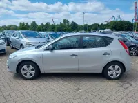 Gebraucht Hyundai i30 109 PS (80 kW) 2009 Silber Limousine