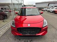 Neu Suzuki Swift Club 83 PS (61 kW) 2025 Flame orange pearl met... Kleinwagen