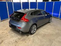 Gebraucht Volvo V40 Momentum 190 PS (139 kW) 2018 Osmium grey / metallic Kombi