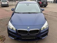 Second-hand BMW 218 Basis 150 CP (110 kW) 2017 Albastru Break