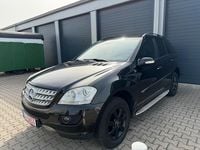 Gebraucht Mercedes ML320 224 PS (164 kW) 2008 Schwarz SUV
