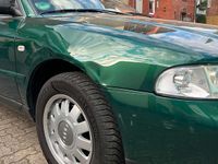 Gebraucht Audi A4 101 PS (74 kW) 1999 Grün Kombi