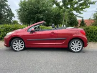 Gebraucht Peugeot 207 CC Platinum 120 PS (88 kW) 2007 Rot Cabrio