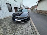 Gebraucht VW Passat Elegance 150 PS (110 kW) 2023 Schwarz Kombi