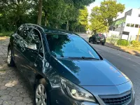 Gebraucht Opel Astra 165 PS (121 kW) 2012 Grau Kombi