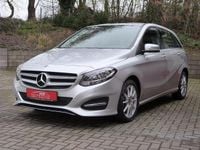 Gebraucht Mercedes B180 Style 122 PS (89 kW) 2017 Silber Van / Kleinbus