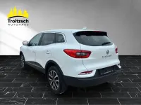 Gebraucht Renault Kadjar Equilibre 140 PS (102 kW) 2022 Weiß SUV