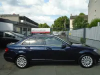 Gebraucht Mercedes C200 Elegance 184 PS (135 kW) 2013 Blau Limousine