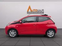 Gebraucht Toyota Aygo X-wave 69 PS (50 kW) 2015 Rot Kleinwagen