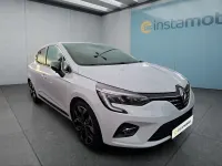 Używany Renault Clio V 101 KM (74 kW) 2022 Biały Hatchback