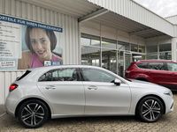 Gebraucht Mercedes A200 Advanced 163 PS (119 kW) 2023 Silber metallic