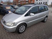 Gebraucht Opel Zafira Elegance 125 PS (91 kW) 2001 Silber Van / Kleinbus