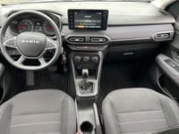 Gebraucht Dacia Sandero Expression 91 PS (66 kW) 2024 Weiß Limousine