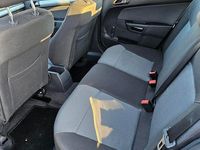 Gebraucht Opel Astra 101 PS (74 kW) 2005 Silber Limousine