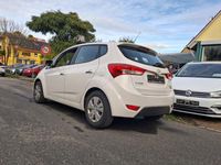 Gebraucht Hyundai ix20 Edition 116 PS (85 kW) 2013 Weiß Kleinwagen