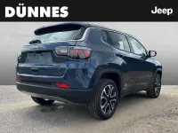 Neu Jeep Compass Altitude 129 PS (94 kW) 2025 Blau SUV
