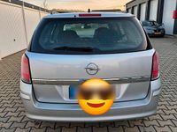 Gebraucht Opel Astra 115 PS (84 kW) 2005 Silber Kombi