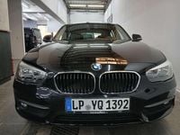 Gebraucht BMW 116 Advantage 109 PS (80 kW) 2015 Schwarz Kleinwagen