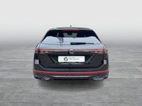 Gebraucht VW Passat R-line 150 PS (110 kW) 2024 Schwarz Kombi