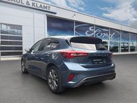 Gebraucht Ford Focus ST-Line 155 PS (114 kW) 2024 Chromablau metallic Limousine