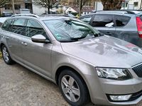 Gebraucht Skoda Octavia 105 PS (77 kW) 2014 Grau Kleinwagen