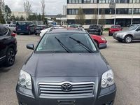 Gebraucht Toyota Avensis Executive 163 PS (119 kW) 2006 Grau Kombi