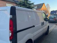 Gebraucht Opel Vivaro 90 PS (66 kW) 2011 Weiß Van / Kleinbus