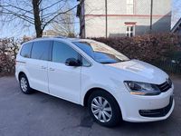 Gebraucht VW Sharan 2014 Weiß Van / Kleinbus