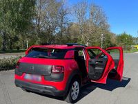 Gebraucht Citroën C4 82 PS (60 kW) 2015 Rot SUV
