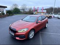 Gebraucht BMW 118 Sport Line 150 PS (110 kW) 2022 Orange Kleinwagen
