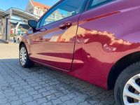 Gebraucht Ford Fiesta 60 PS (44 kW) 2009 Rot Kleinwagen
