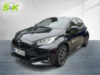 Neu Toyota Yaris Style 131 PS (96 kW) 2025 Schwarz Kleinwagen